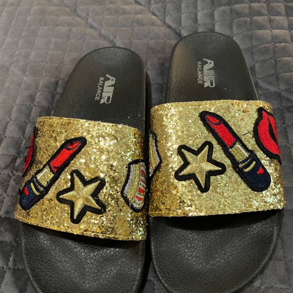 #ShoeCraze - Picture 2 of 2